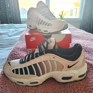 Nike Air Max Tailwind IV womens